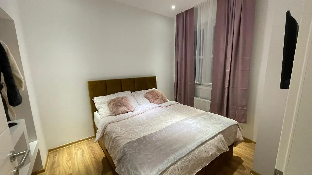 D&D Schonbrunner Deluxe Apartment Wien