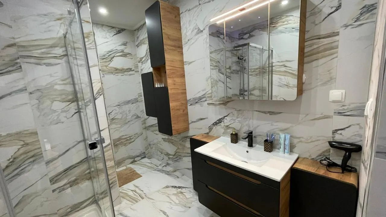 D&D Schonbrunner Deluxe Apartment Vienna 0*,  Austria